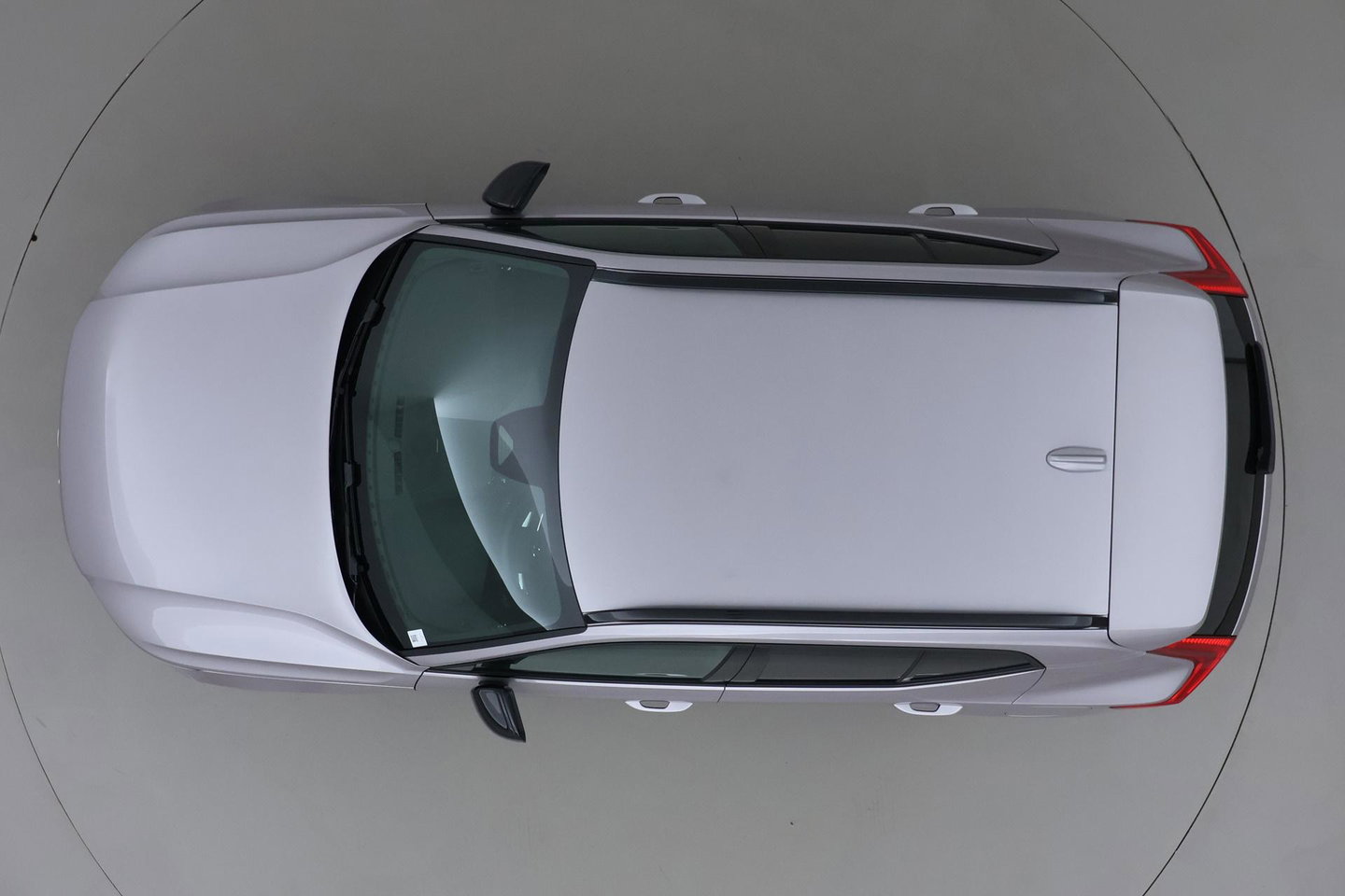 Volvo EX40 Single Motor Extended Range Plus 82 kWh | ACC | 360° Camera | Stoel+Stuurverwarming | Harman/Kardon | BLIS | Keyless