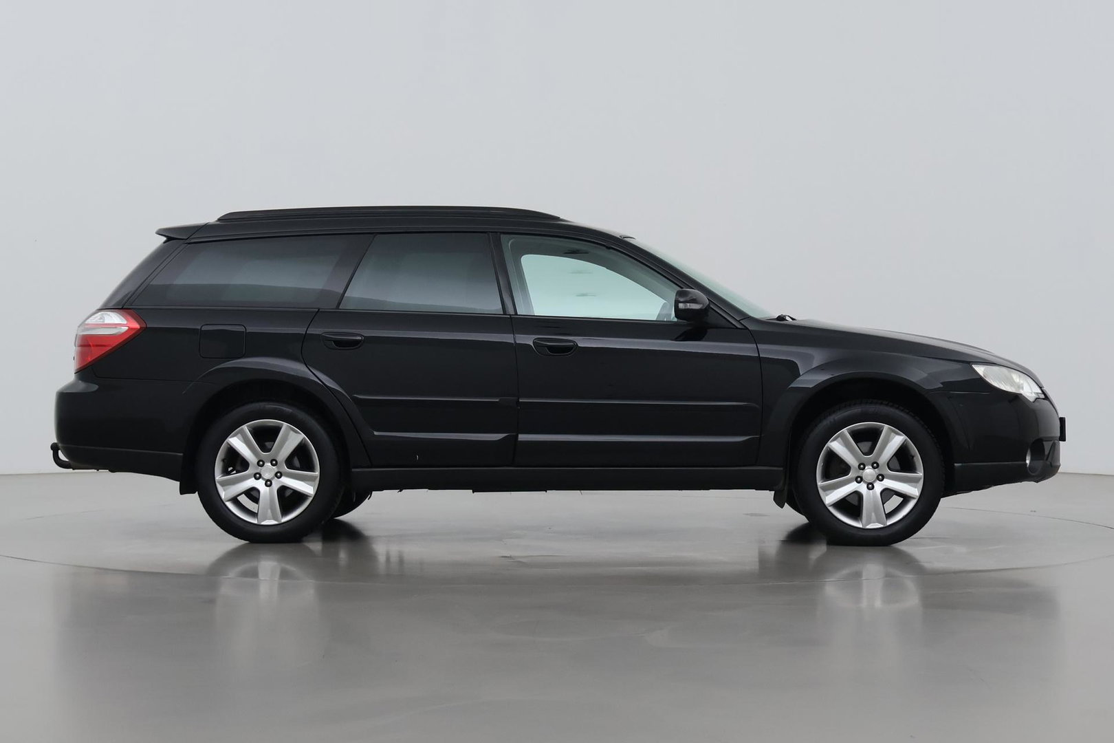 Subaru Outback 2.5i Comfort | Trekhaak | Cruise Control | Stoelverwarming | Airconditioning | 17 Inch