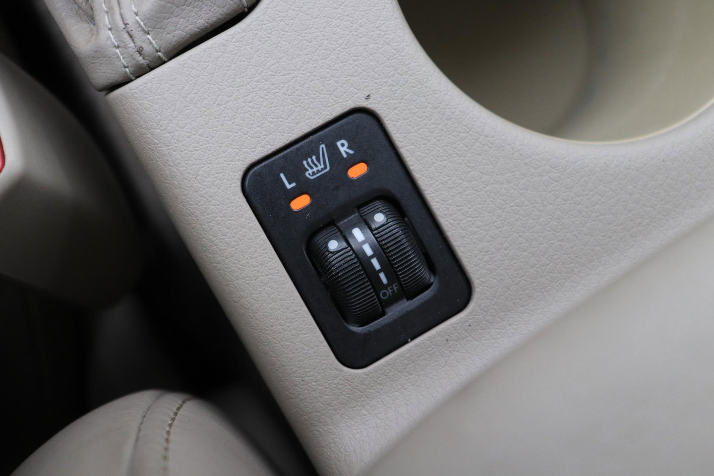 Subaru Outback 2.5i Comfort | Trekhaak | Cruise Control | Stoelverwarming | Airconditioning | 17 Inch