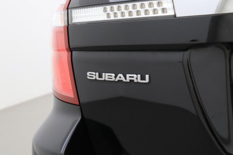 Subaru Outback 2.5i Comfort | Trekhaak | Cruise Control | Stoelverwarming | Airconditioning | 17 Inch