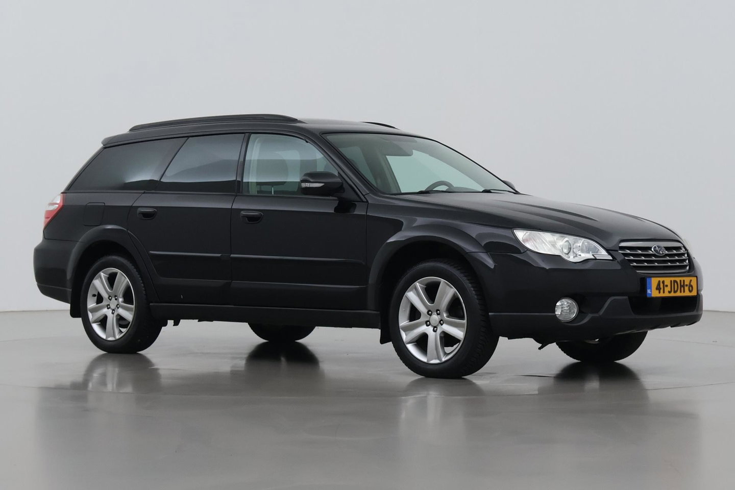 Subaru Outback 2.5i Comfort | Trekhaak | Cruise Control | Stoelverwarming | Airconditioning | 17 Inch