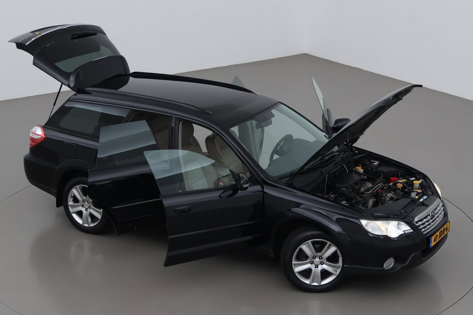 Subaru Outback 2.5i Comfort | Trekhaak | Cruise Control | Stoelverwarming | Airconditioning | 17 Inch