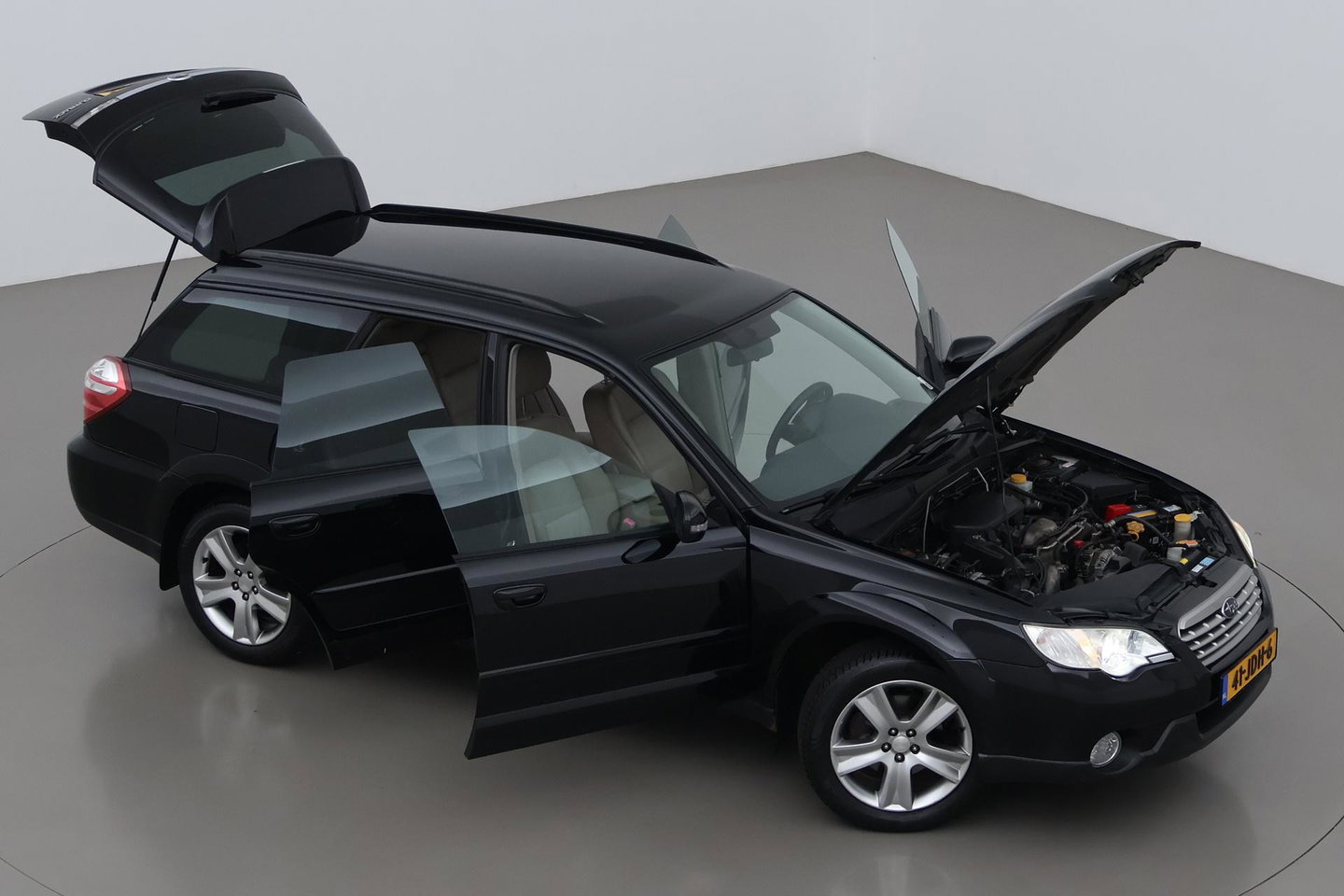Subaru Outback 2.5i Comfort | Trekhaak | Cruise Control | Stoelverwarming | Airconditioning | 17 Inch