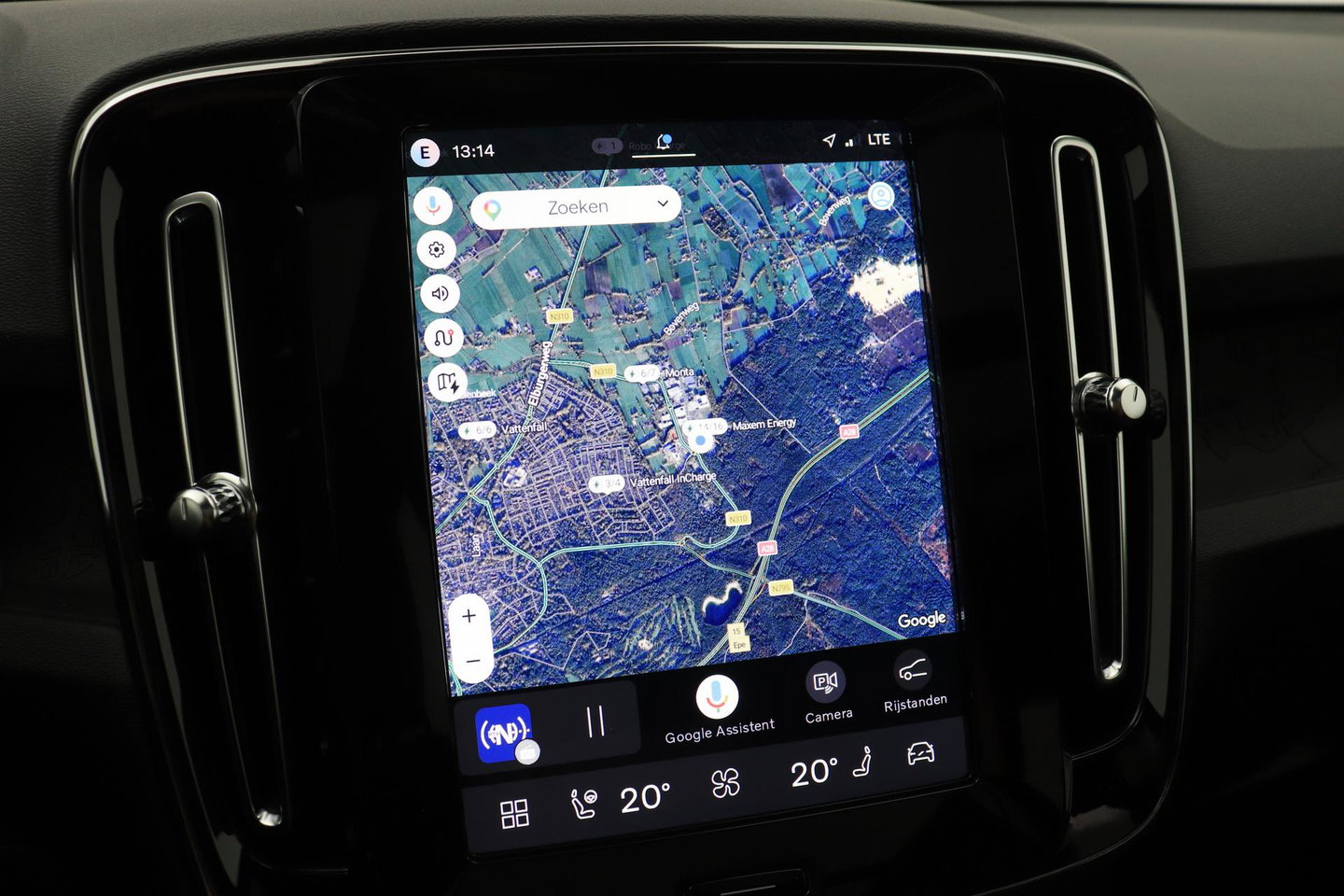 Volvo EX40 Single Motor Extended Range Plus Black Ed. 82 kWh | ACC | Panoramadak | 360° Camera | Harman/Kardon | BLIS | 20 Inch