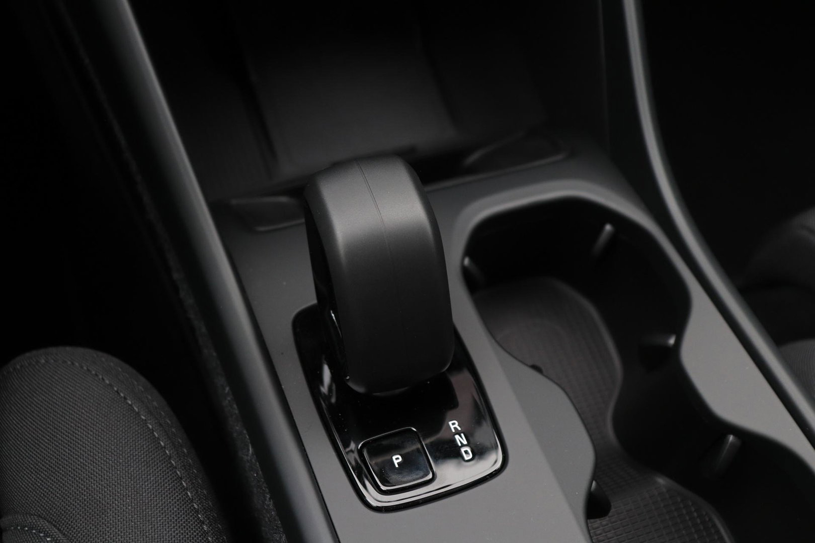 Volvo EX40 Single Motor Extended Range Plus Black Ed. 82 kWh | ACC | Panoramadak | 360° Camera | Harman/Kardon | BLIS | 20 Inch