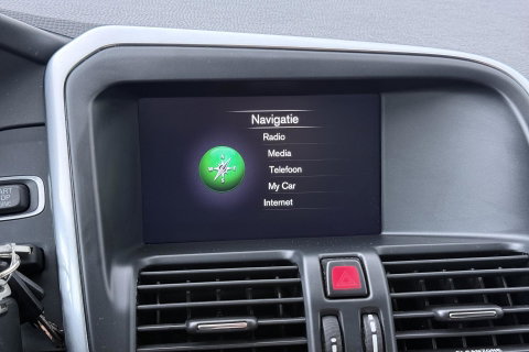 Volvo XC60 2.0 D4 FWD Summum | Trekhaak | Automaat | Leder | Memory | Stoelverwarming | Getint Glas