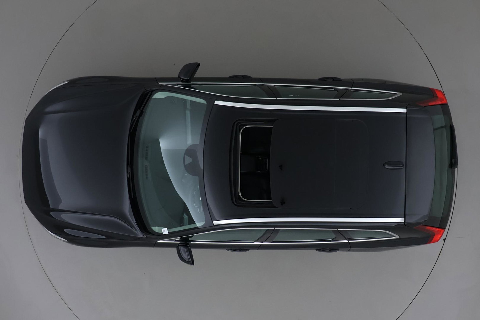 Volvo XC60 2.0 D4 AWD Momentum | Panoramadak | Apple Carplay | Camera | Elektrische Achterklep | Stoelverwarming | Full LED | 18 Inch