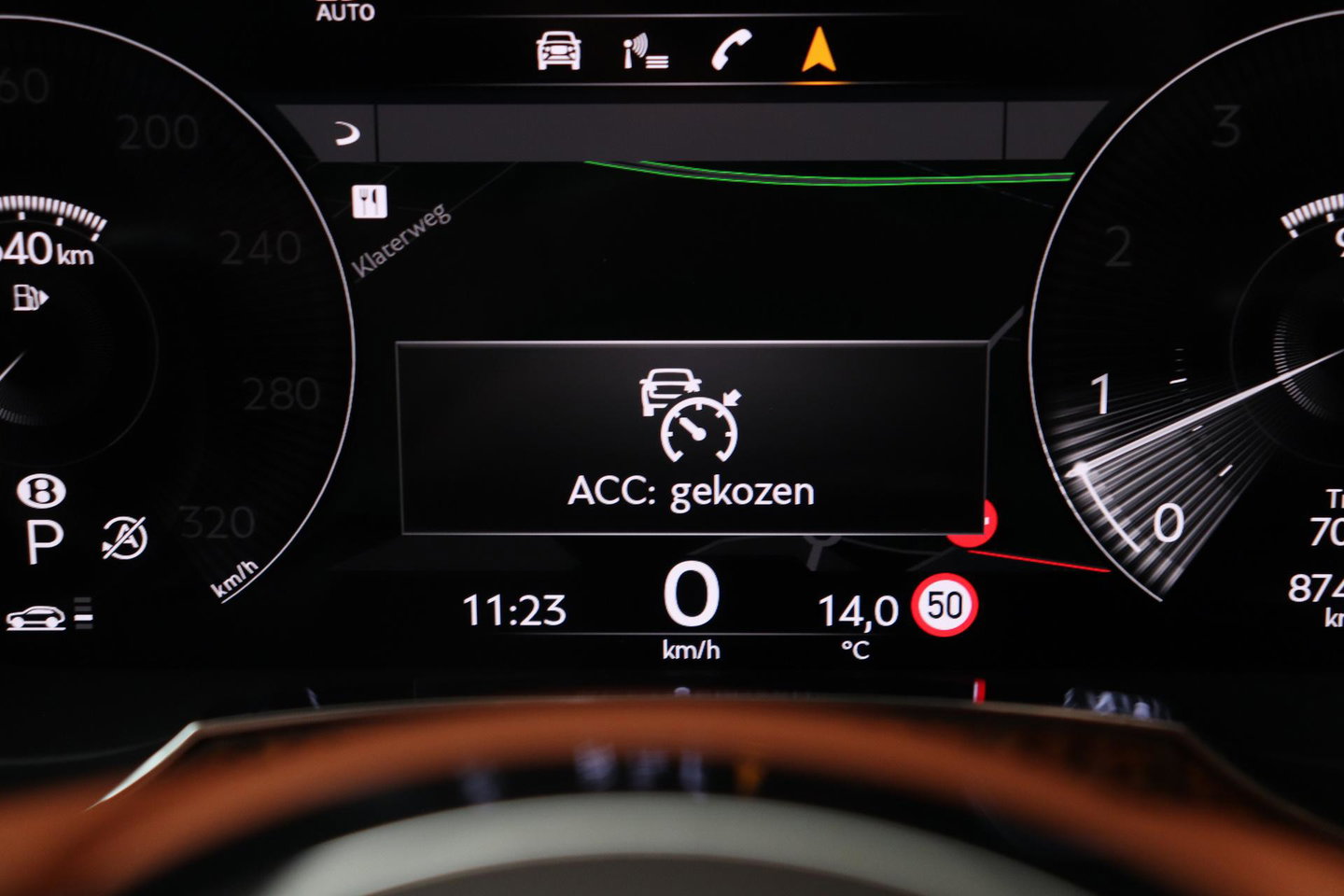 Bentley Bentayga 4.0 V8 | NL-Auto | 22 Inch | Luchtvering | Head-Up | Panoramadak | 360° Camera