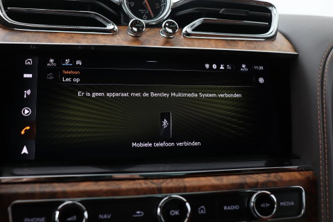 Bentley Bentayga 4.0 V8 | NL-Auto | 22 Inch | Luchtvering | Head-Up | Panoramadak | 360° Camera