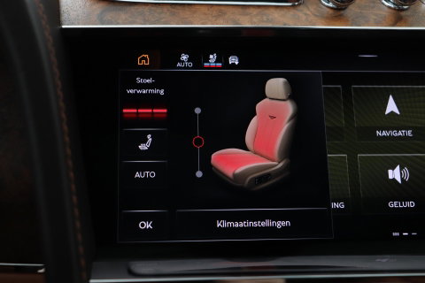 Bentley Bentayga 4.0 V8 | NL-Auto | 22 Inch | Luchtvering | Head-Up | Panoramadak | 360° Camera