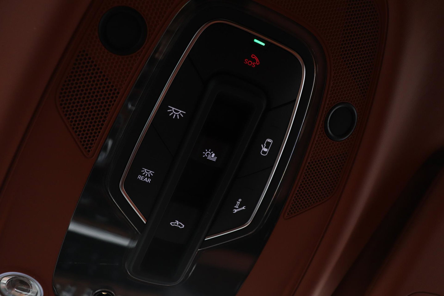 Bentley Bentayga 4.0 V8 | NL-Auto | 22 Inch | Luchtvering | Head-Up | Panoramadak | 360° Camera