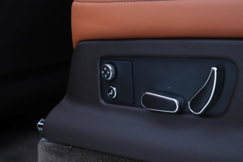 Bentley Bentayga 4.0 V8 | NL-Auto | 22 Inch | Luchtvering | Head-Up | Panoramadak | 360° Camera