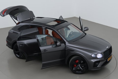 Bentley Bentayga 4.0 V8 | NL-Auto | 22 Inch | Luchtvering | Head-Up | Panoramadak | 360° Camera