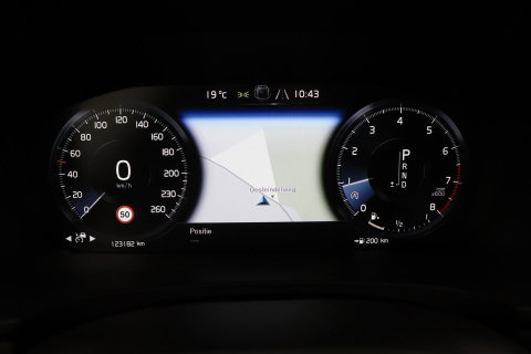 Volvo V90 Cross Country 2.0 T5 Pro | ACC | 360° Camera | Trekhaak | Stoelverwarming | Keyless | BLIS