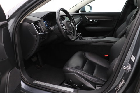 Volvo V90 Cross Country 2.0 T5 Pro | ACC | 360° Camera | Trekhaak | Stoelverwarming | Keyless | BLIS