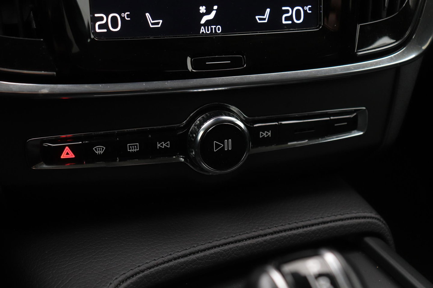 Volvo V90 Cross Country 2.0 T5 Pro | ACC | 360° Camera | Trekhaak | Stoelverwarming | Keyless | BLIS