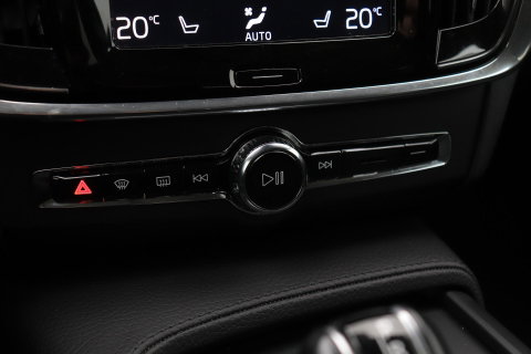 Volvo V90 Cross Country 2.0 T5 Pro | ACC | 360° Camera | Trekhaak | Stoelverwarming | Keyless | BLIS