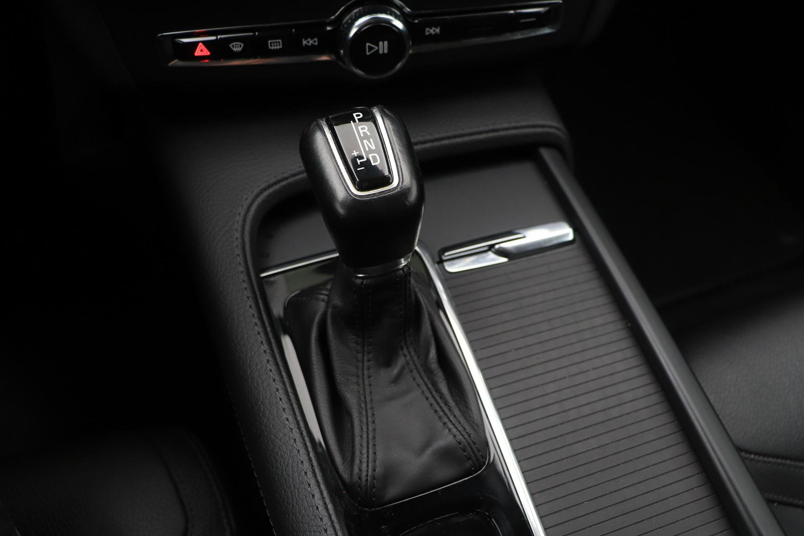 Volvo V90 Cross Country 2.0 T5 Pro | ACC | 360° Camera | Trekhaak | Stoelverwarming | Keyless | BLIS