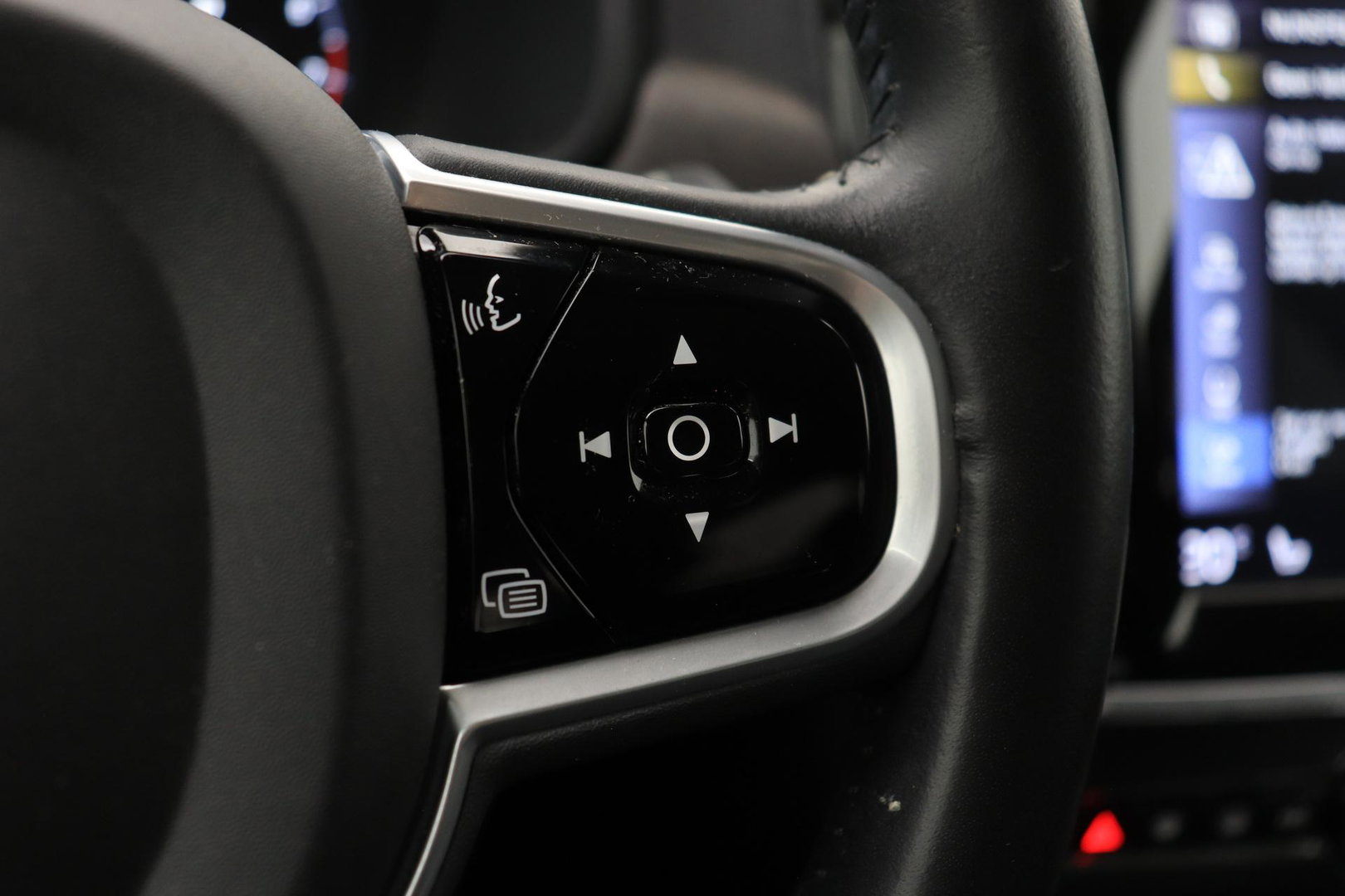 Volvo V90 Cross Country 2.0 T5 Pro | ACC | 360° Camera | Trekhaak | Stoelverwarming | Keyless | BLIS