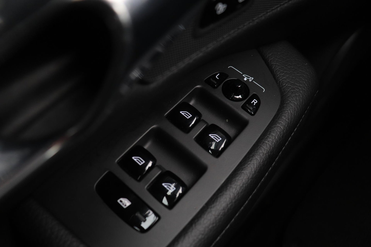 Volvo V90 Cross Country 2.0 T5 Pro | ACC | 360° Camera | Trekhaak | Stoelverwarming | Keyless | BLIS