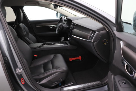 Volvo V90 Cross Country 2.0 T5 Pro | ACC | 360° Camera | Trekhaak | Stoelverwarming | Keyless | BLIS