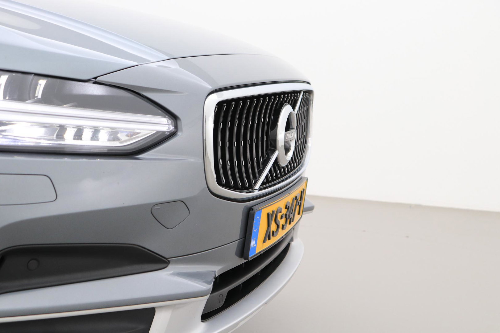 Volvo V90 Cross Country 2.0 T5 Pro | ACC | 360° Camera | Trekhaak | Stoelverwarming | Keyless | BLIS