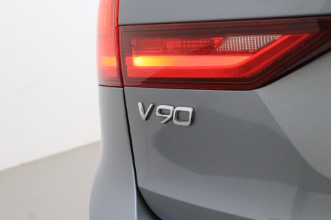 Volvo V90 Cross Country 2.0 T5 Pro | ACC | 360° Camera | Trekhaak | Stoelverwarming | Keyless | BLIS