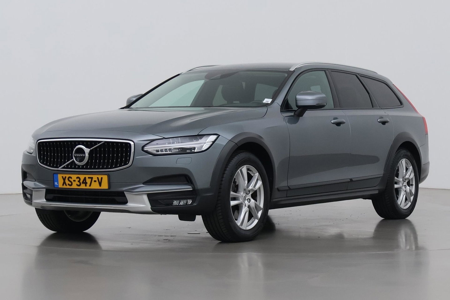 Volvo V90 Cross Country 2.0 T5 Pro | ACC | 360° Camera | Trekhaak | Stoelverwarming | Keyless | BLIS