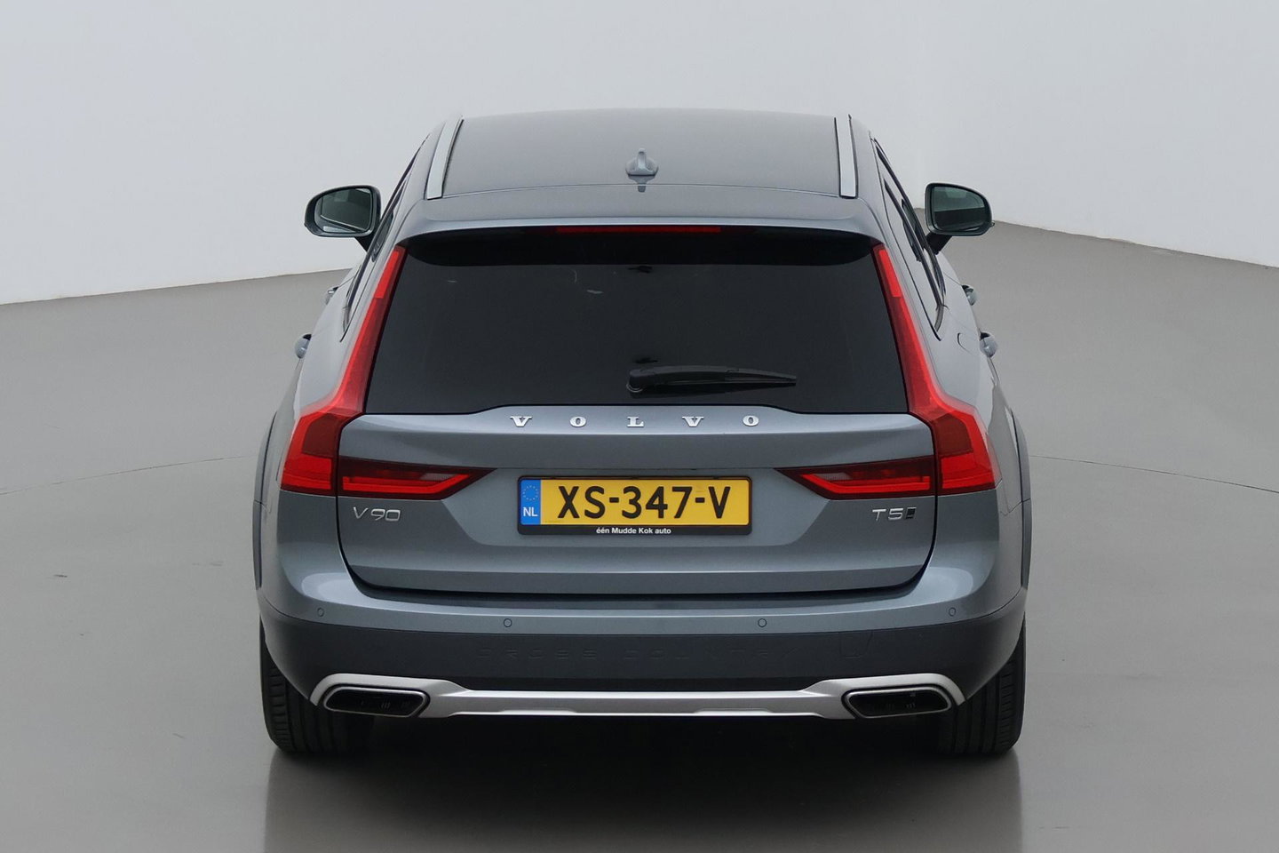 Volvo V90 Cross Country 2.0 T5 Pro | ACC | 360° Camera | Trekhaak | Stoelverwarming | Keyless | BLIS