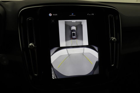 Volvo EX40 Extended Range Plus Black Edition 82 kWh | ACC | Harman/Kardon | 360° Camera | Stoel+Stuurverwarming | BLIS | 20 Inch