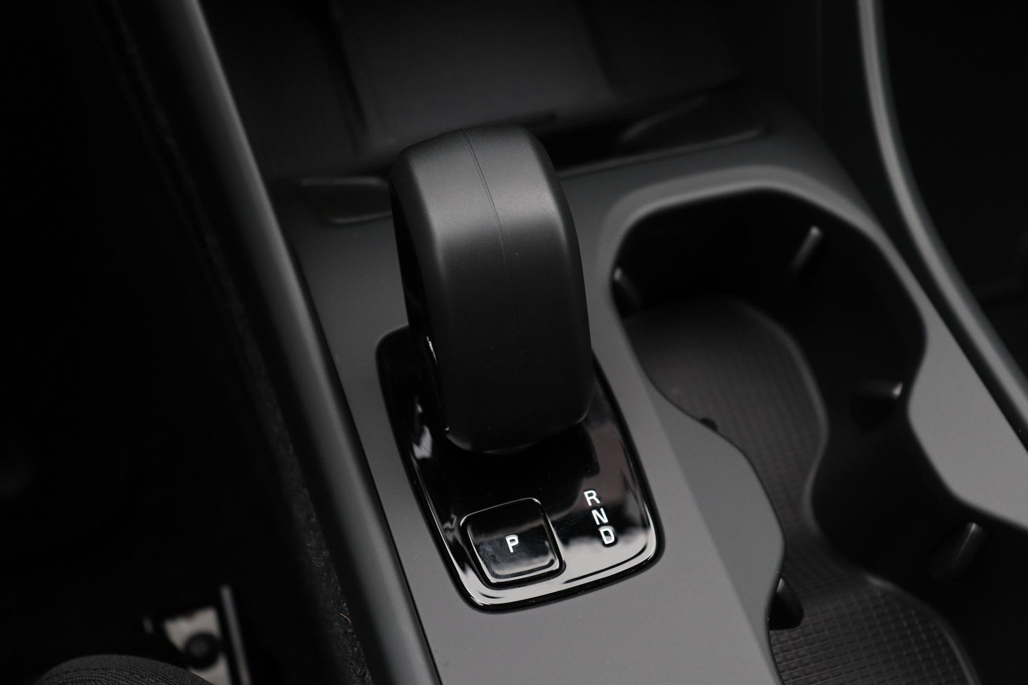 Volvo EX40 Extended Range Plus Black Edition 82 kWh | ACC | Harman/Kardon | 360° Camera | Stoel+Stuurverwarming | BLIS | 20 Inch