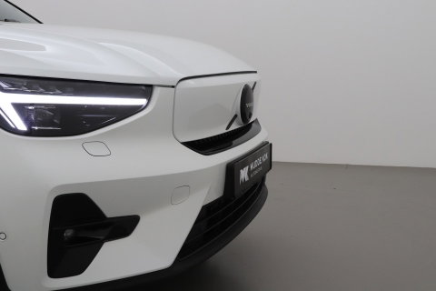 Volvo EX40 Extended Range Plus Black Edition 82 kWh | ACC | Harman/Kardon | 360° Camera | Stoel+Stuurverwarming | BLIS | 20 Inch