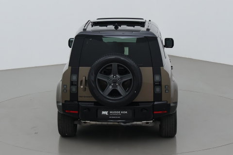 Land Rover Defender 2.0 P300e 110 X-Dynamic SE | FACELIFT | ACC | Panoramadak | ClearSight | Stoel+Stuurverwarming | Trekhaak