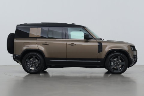 Land Rover Defender 2.0 P300e 110 X-Dynamic SE | FACELIFT | ACC | Panoramadak | ClearSight | Stoel+Stuurverwarming | Trekhaak
