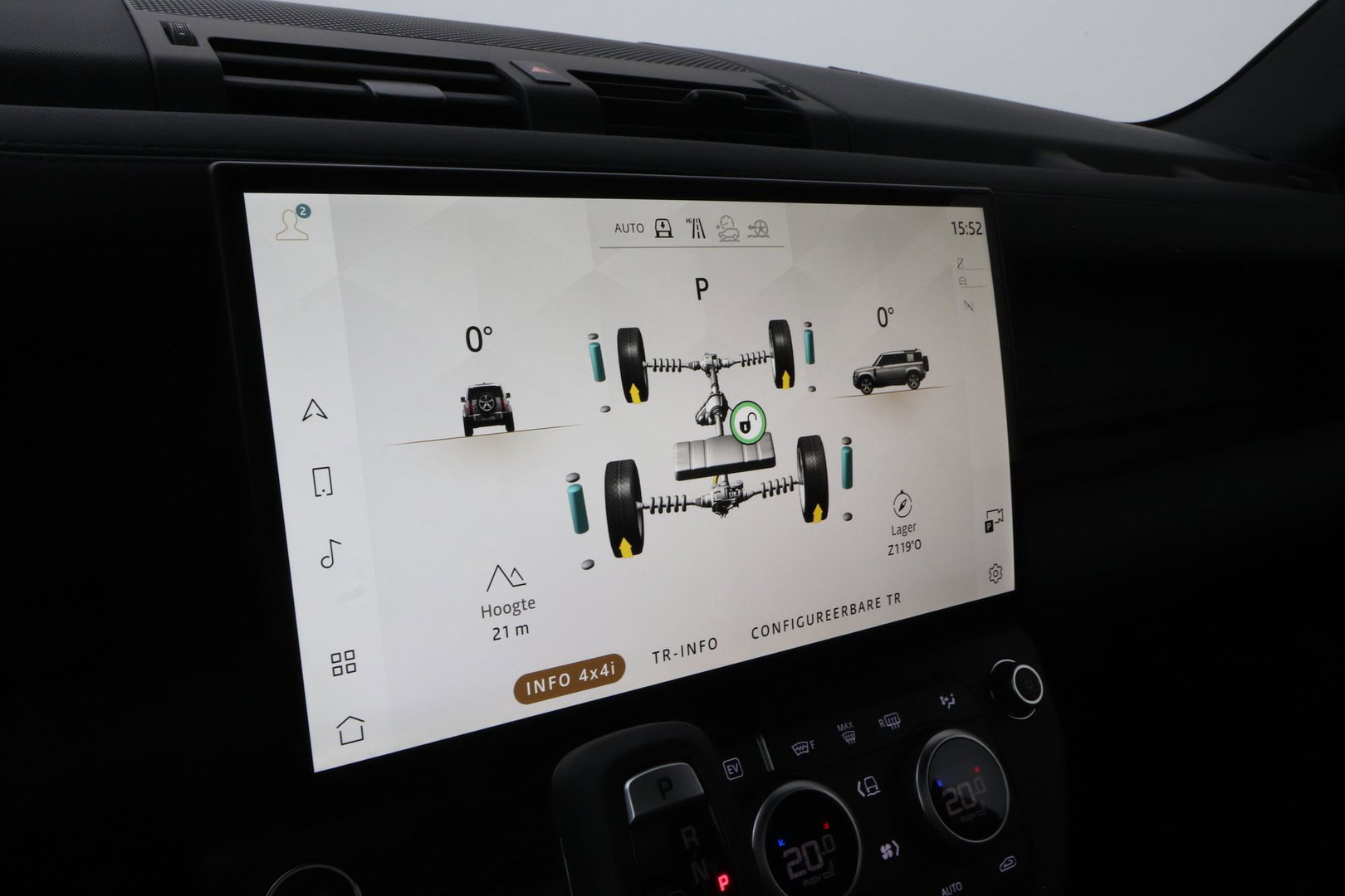 Land Rover Defender 2.0 P300e 110 X-Dynamic SE | FACELIFT | ACC | Panoramadak | ClearSight | Stoel+Stuurverwarming | Trekhaak