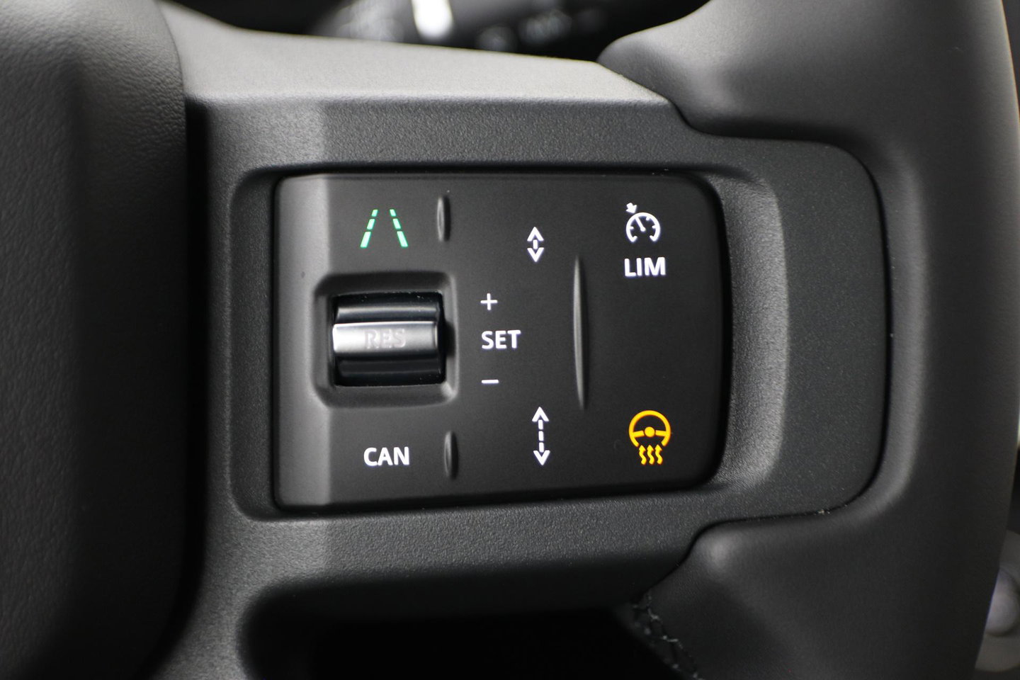 Land Rover Defender 2.0 P300e 110 X-Dynamic SE | FACELIFT | ACC | Panoramadak | ClearSight | Stoel+Stuurverwarming | Trekhaak