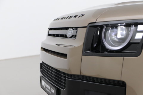 Land Rover Defender 2.0 P300e 110 X-Dynamic SE | FACELIFT | ACC | Panoramadak | ClearSight | Stoel+Stuurverwarming | Trekhaak