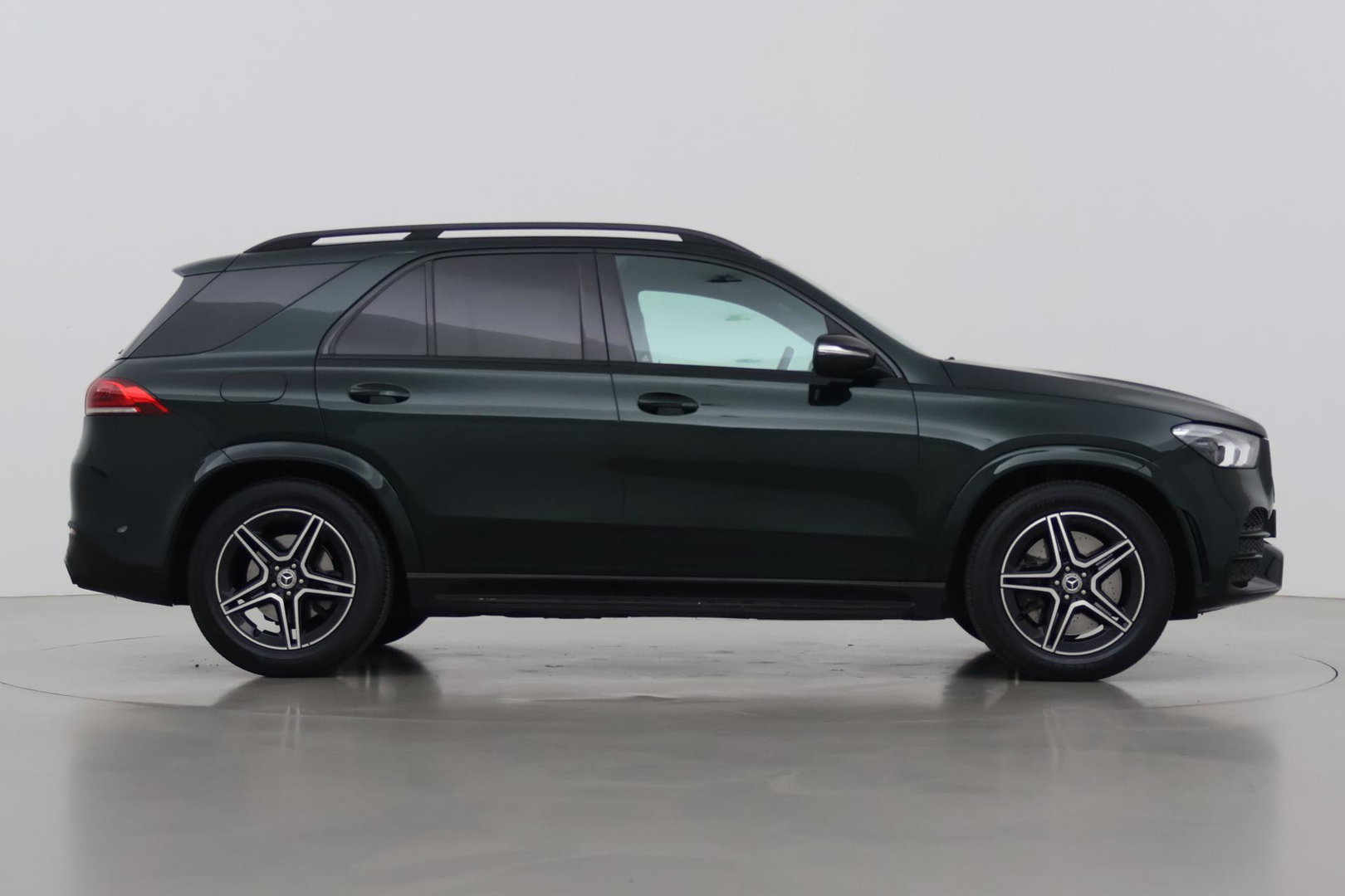 Mercedes-Benz GLE 450 4MATIC Premium Plus | 367PK! | ACC | Luchtvering | Trekhaak | 360° Camera | Memory | Dodehoekdetectie | Getint Glas