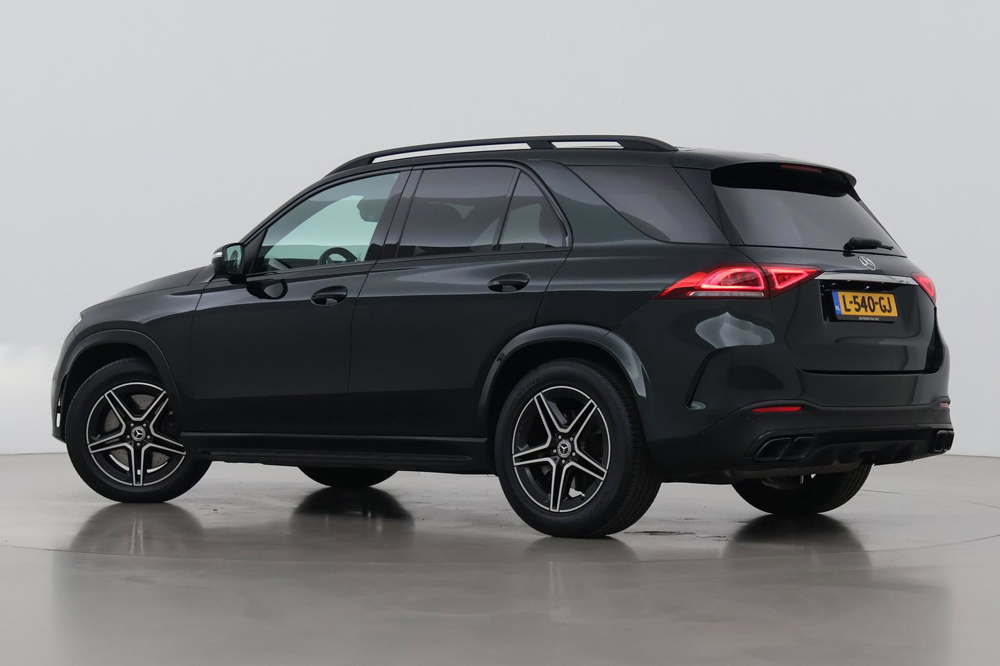 Mercedes-Benz GLE 450 4MATIC Premium Plus | 367PK! | ACC | Luchtvering | Trekhaak | 360° Camera | Memory | Dodehoekdetectie | Getint Glas