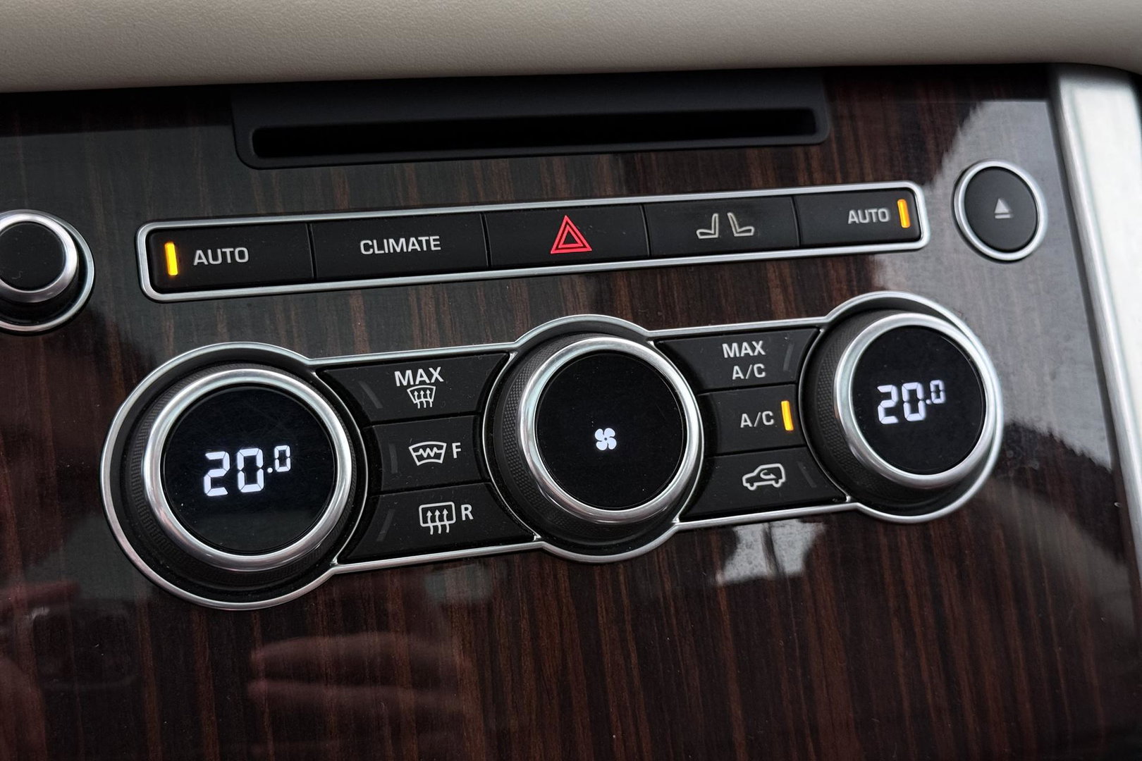 Land Rover Range Rover 3.0 TDV6 Autobiography | ACC | Trekhaak | Panoramadak | 360° Camera | Massage+Ventilatie | Head-Up | 22 inch