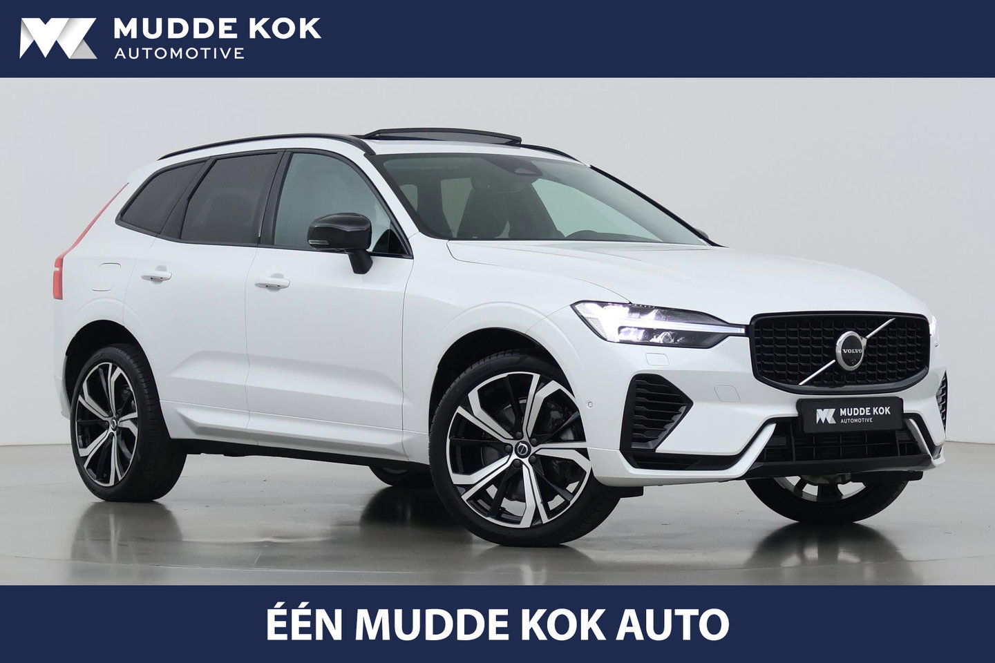 Volvo XC60 T8 Plug-in hybrid Ultra Dark | ACC | Luchtvering | Panoramadak | Massage | Bowers&Wilkins | 360° Camera | Head-Up