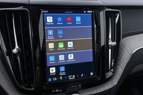 Volvo XC60 T8 Plug-in hybrid Ultra Dark | ACC | Luchtvering | Panoramadak | Massage | Bowers&Wilkins | 360° Camera | Head-Up