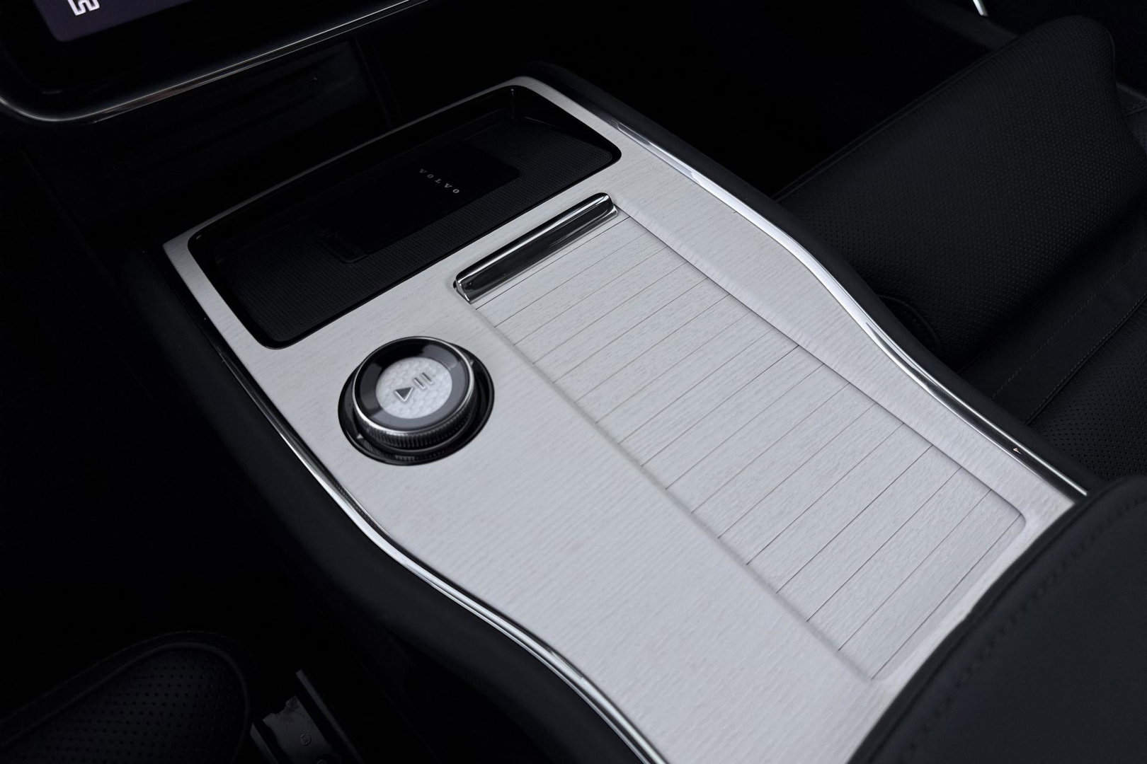 Volvo EX90 Twin Motor Ultra 7p. 106 kWh | 800 Volt | Luchtvering | Bowers&Wilkins | Massage+Ventilatie | 22 Inch