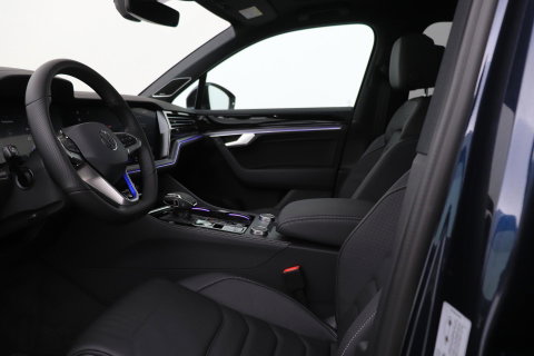 Volkswagen Touareg 3.0 TSi eHybrid 4MOTION R | FINAL EDITION | Luchtvering | Trekhaak | Panoramadak | Dynaudio | 360° Camera