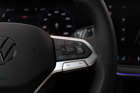 Volkswagen Touareg 3.0 TSi eHybrid 4MOTION R | FINAL EDITION | Luchtvering | Trekhaak | Panoramadak | Dynaudio | 360° Camera