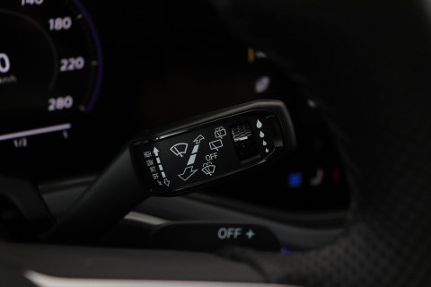 Volkswagen Touareg 3.0 TSi eHybrid 4MOTION R | FINAL EDITION | Luchtvering | Trekhaak | Panoramadak | Dynaudio | 360° Camera