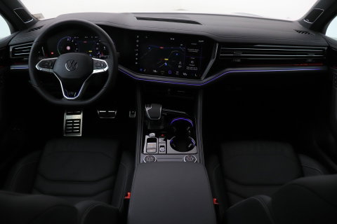 Volkswagen Touareg 3.0 TSi eHybrid 4MOTION R | FINAL EDITION | Luchtvering | Trekhaak | Panoramadak | Dynaudio | 360° Camera