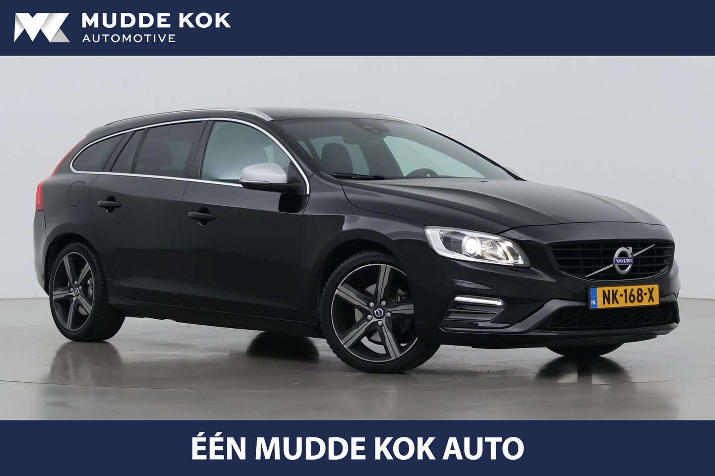 Volvo V60 T3 R-Design | Trekhaak | Adaptieve Xenon | Standkachel | Automaat | Navigatie | 18 Inch