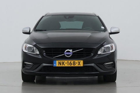 Volvo V60 T3 R-Design | Trekhaak | Adaptieve Xenon | Standkachel | Automaat | Navigatie | 18 Inch