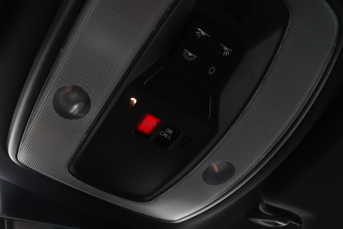 Volvo V60 T3 R-Design | Trekhaak | Adaptieve Xenon | Standkachel | Automaat | Navigatie | 18 Inch
